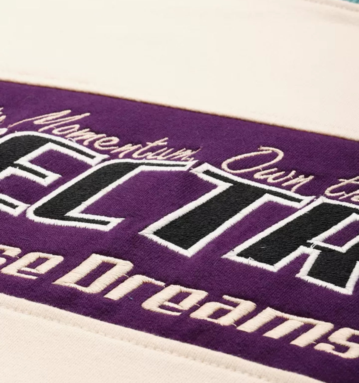 UrbanAura.Co – Typography Embroidered Oversized Sweatshirt (Roadster Life Co.)